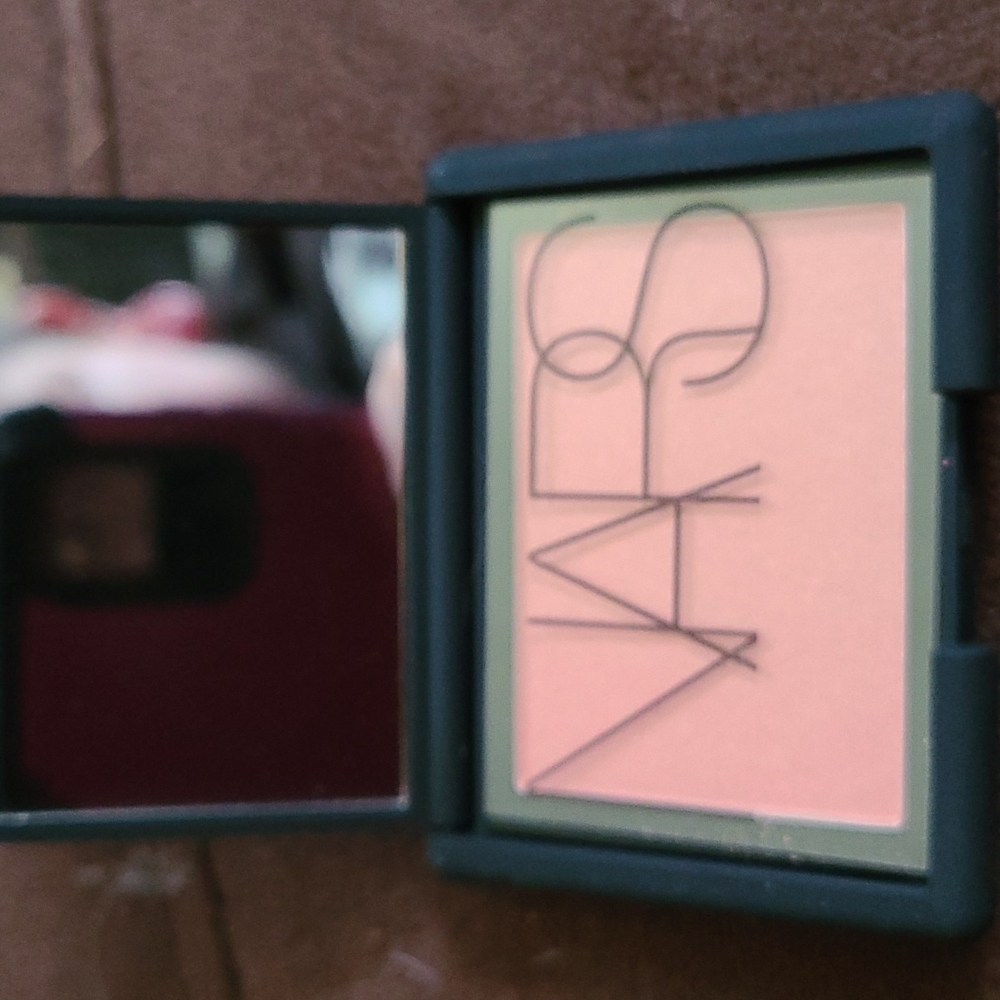 NARS blush (orgasm)